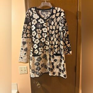 Gudrun Sjoden cream & black floral tunic cardigan dress